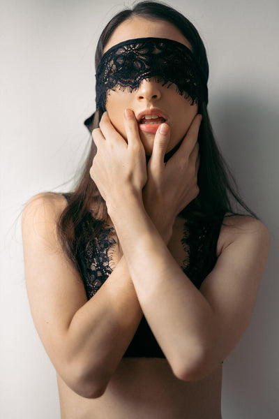 Malia Lace Blindfold Colette & Sebastian