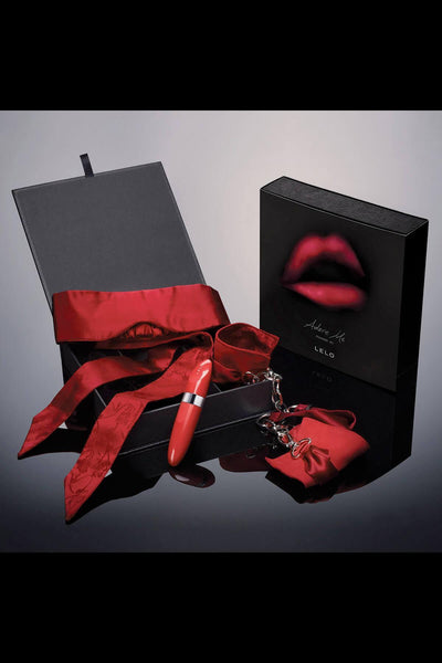 Adore Me Gift Set LELO